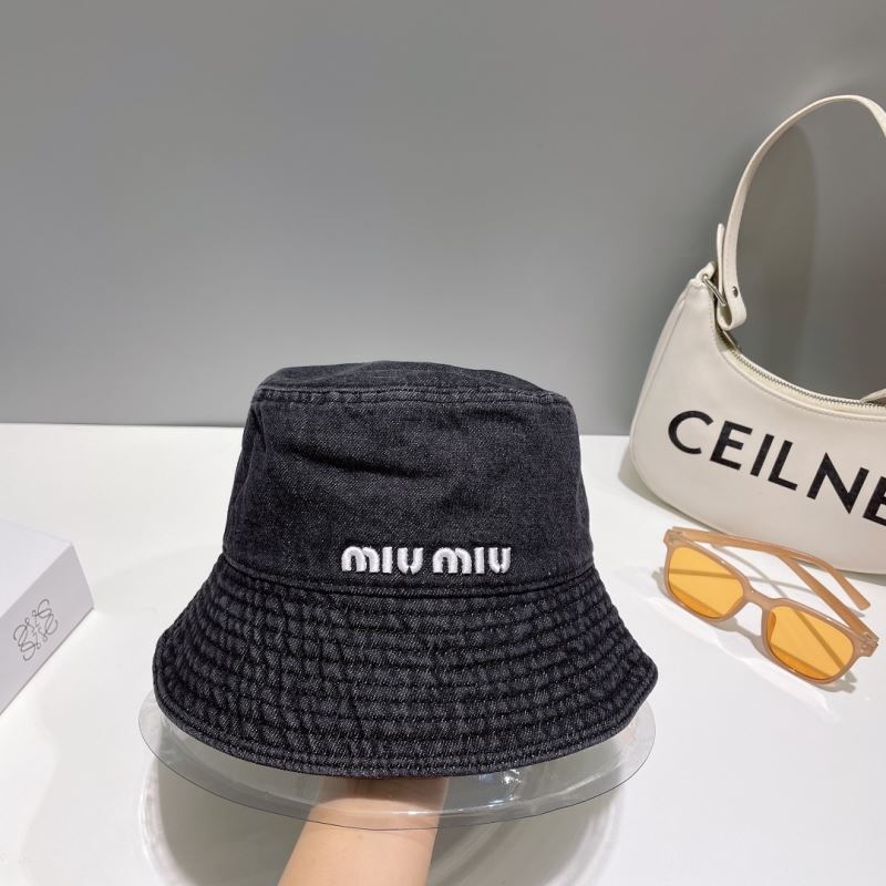 MIUMIU